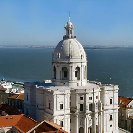 Alfama 28 Apartment *